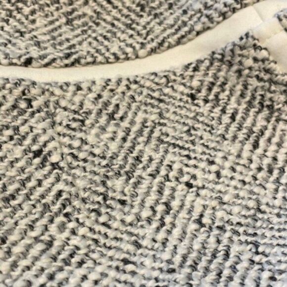White House Black Market Tweed Pencil Skirt White Grey Wool Blend Mini 12 - Picture 7 of 12